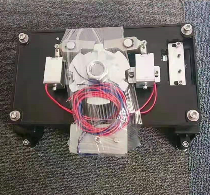 三棍閘電磁鐵.png